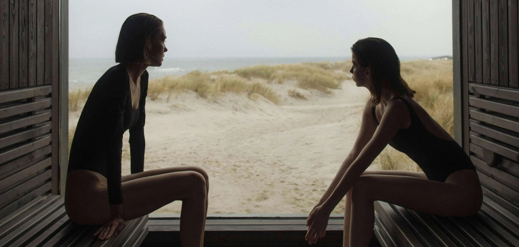 Get the Glow: Unveiling the Infrared Sauna Benefits for Your Skin - Topture