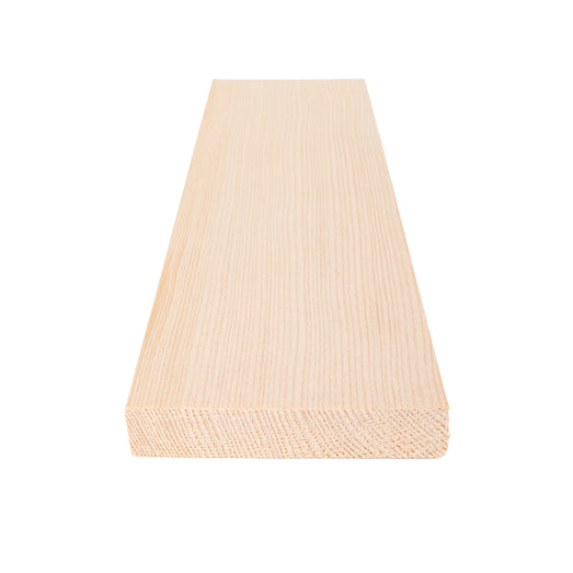 Hemlock 1x4 bench board end view in close-up, showing growth rings in the end grain and face grain