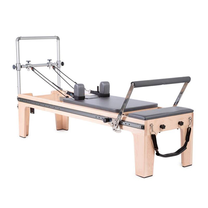 Elina Pilates Physio Reformer Master Instructor - Topture