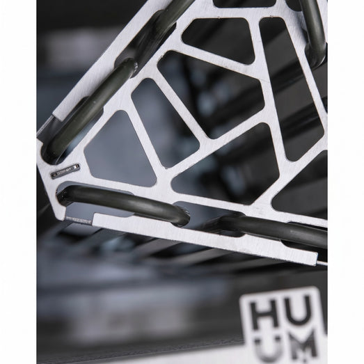 HUUM CLIFF 9kW heater macro detail of heating element and steel frame