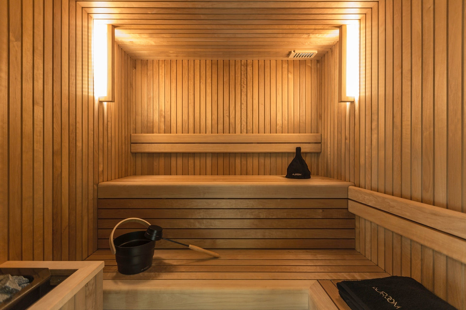 Auroom Saunas Auroom Familia 5-6 Person Indoor Traditional Sauna FAM-ASP-79X79-L Traditional Sauna Topture